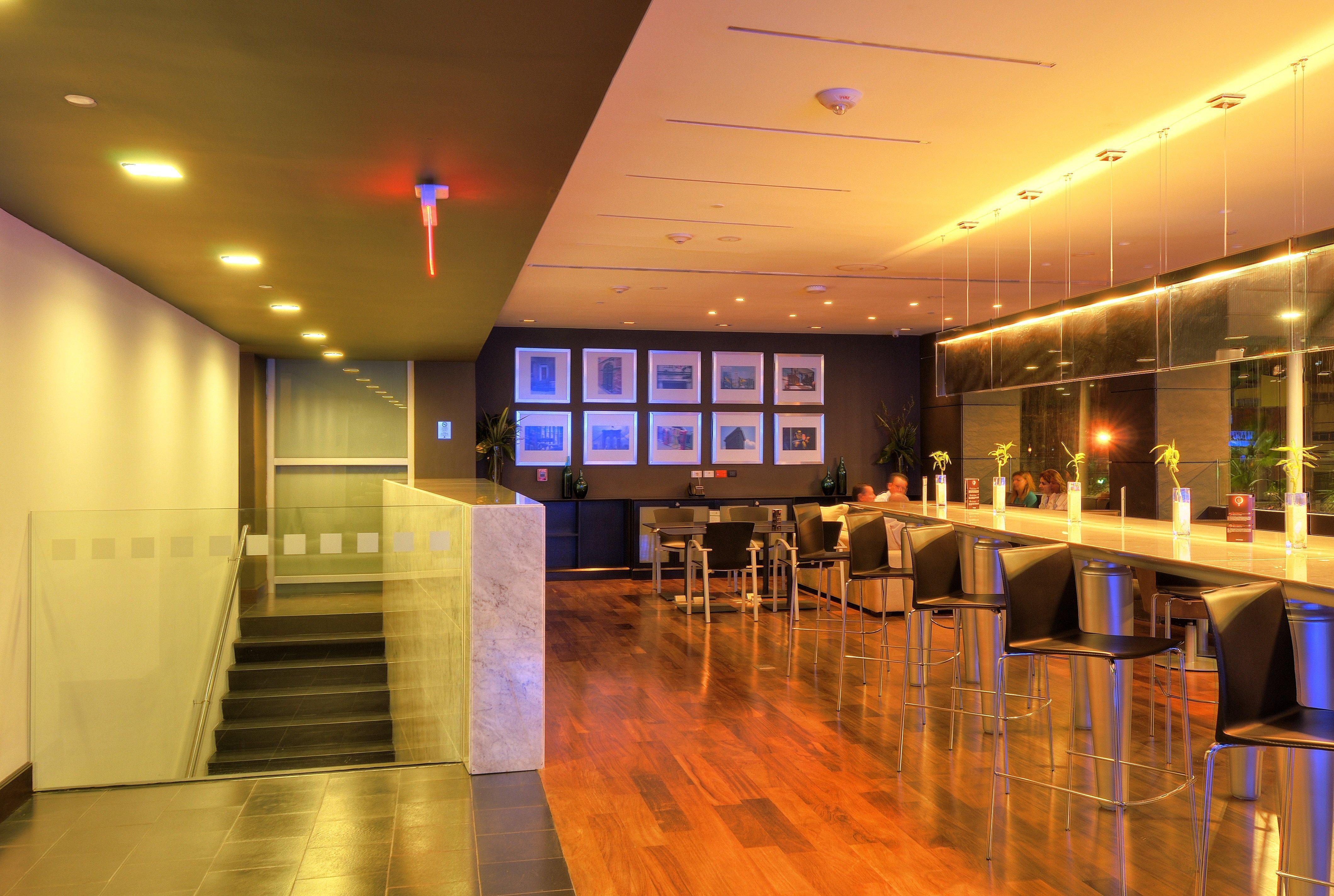 Holiday Inn Santo Domingo By Ihg Extérieur photo The Star Alliance Gold Lounge at Hong Kong International Airport